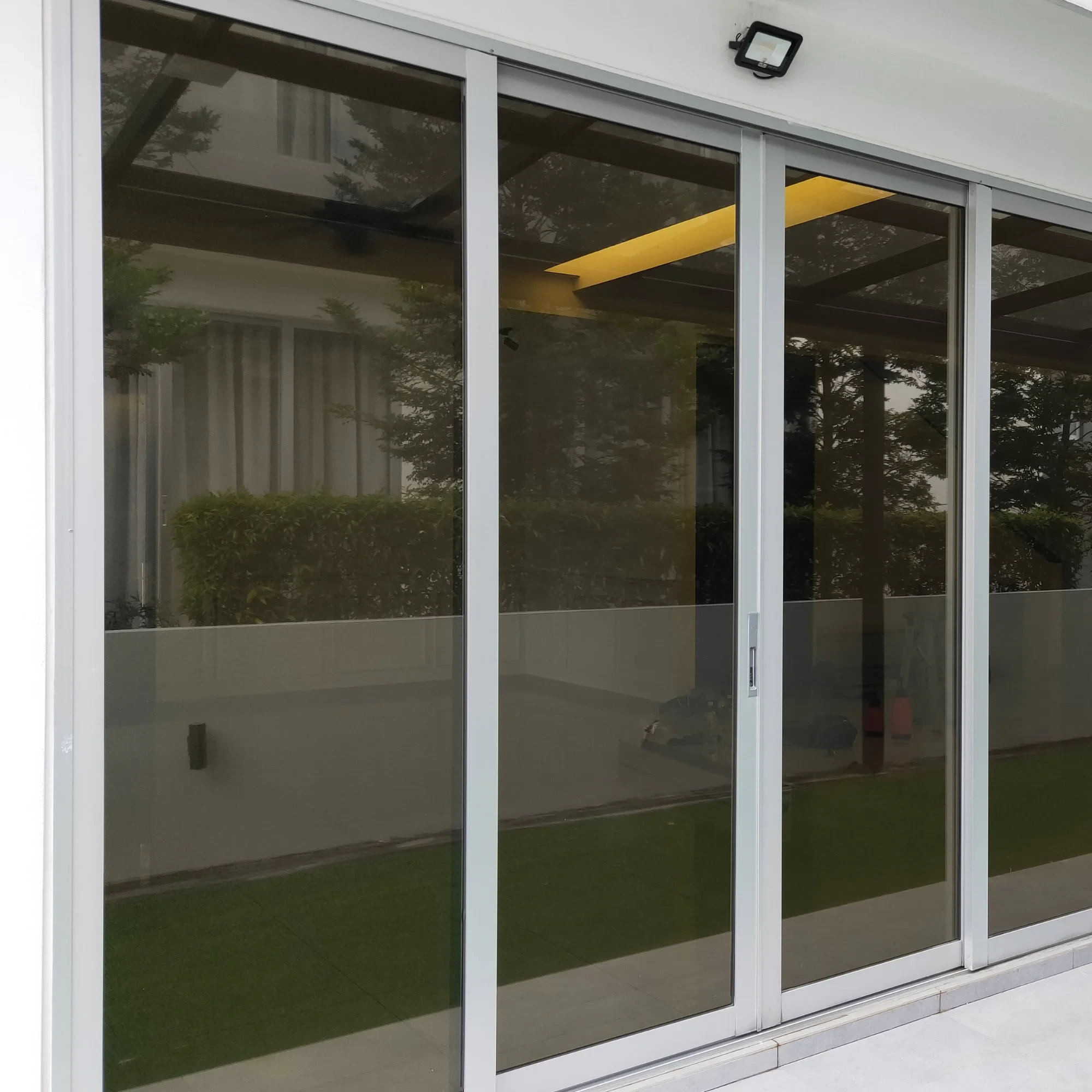 Glass Sliding Doors Patio Reflection Pinellas County Florida