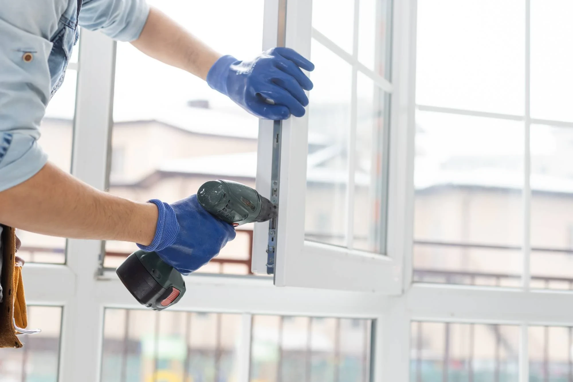 Window Repair Blue Gloves Pinellas County Florida